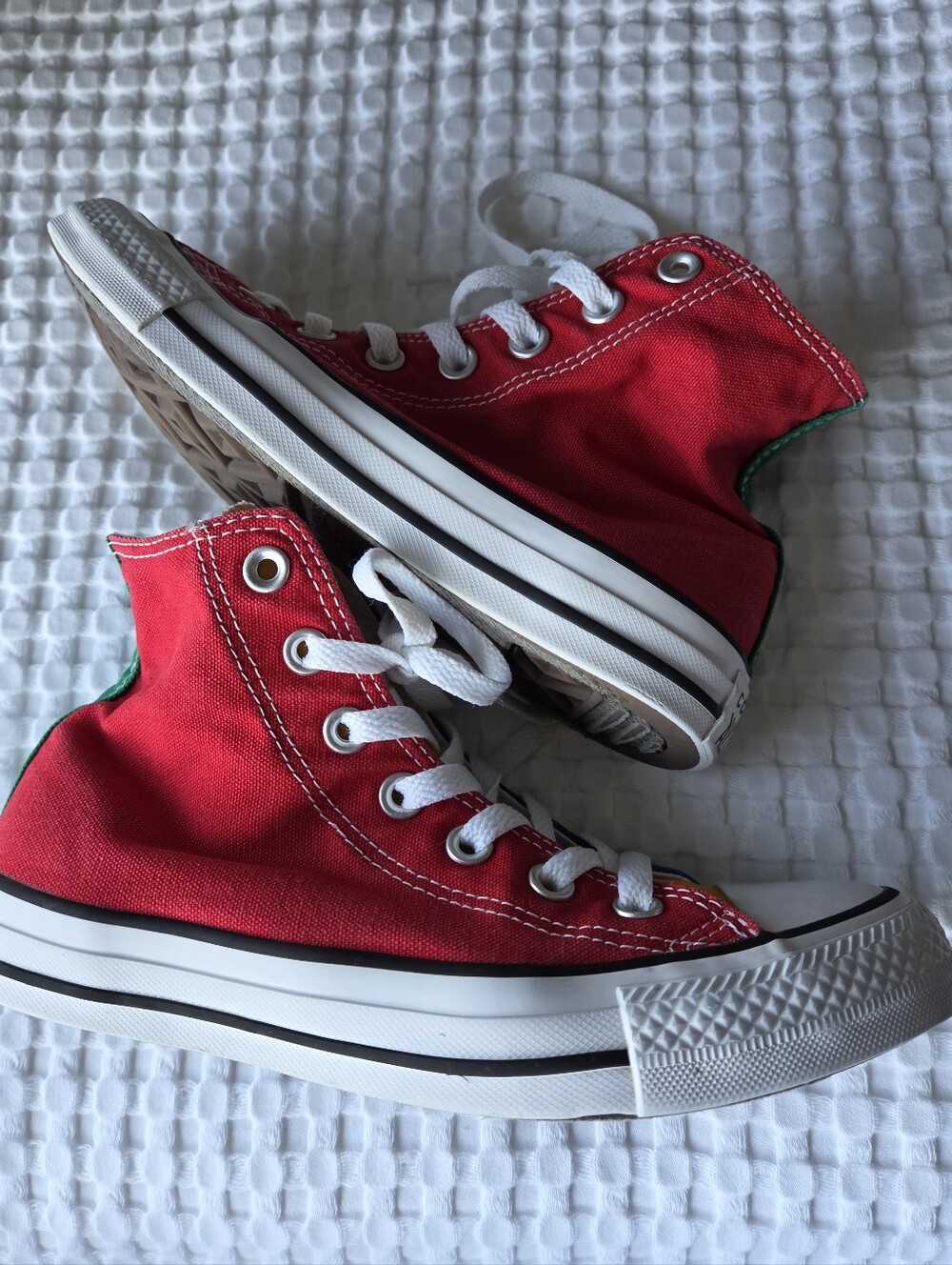 Colorblock Converse - Picture 3 of 8